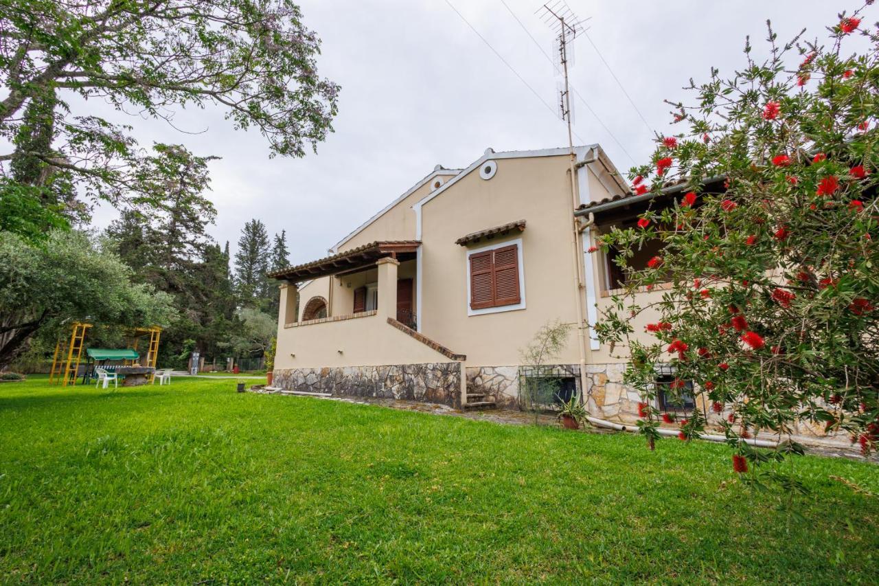 Villa Haris Gazátika Exterior foto